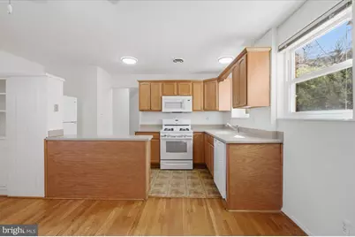 5039 8th Rd S, Arlington, VA 22204 - Photo 9
