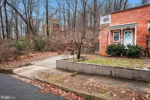 3829 S Four Mile Run Dr, Arlington, VA 22206 - Photo 3