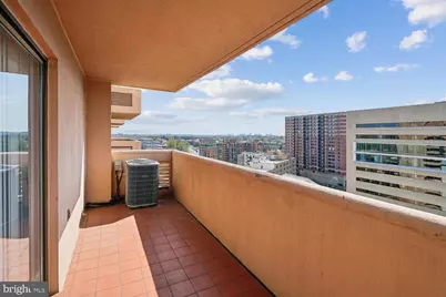 1301 N Courthouse Road #1607, Arlington, VA 22201 - Photo 15