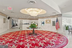 1101 S Arlington Ridge Rd, Arlington, VA 22202 - Photo 3