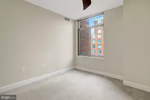 3650 S Glebe Rd, Arlington, VA 22202 - Photo 27