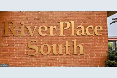 1011 Arlington Boulevard #438, Arlington, VA 22209 - Photo 3