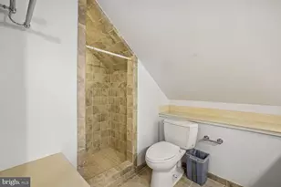 4024 40th St N, Arlington, VA 22207 - Photo 73