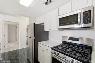 1276 N Wayne St, Arlington, VA 22201 - Photo 9