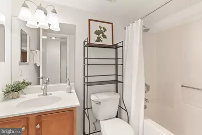 1001 N Randolph Street #820, Arlington, VA 22201 - Photo 19