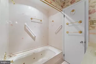 2723 N Oakland St, Arlington, VA 22207 - Photo 37