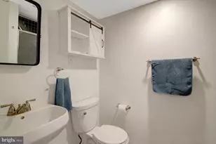 1301 N Courthouse Rd, Arlington, VA 22201 - Photo 21