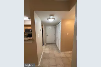 1024 N Utah Street N #523, Arlington, VA 22201 - Photo 9