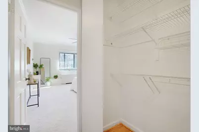 1300 S Arlington Ridge Road #718, Arlington, VA 22202 - Photo 19