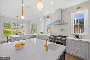 4423 15th St N, Arlington, VA 22207 - Photo 35