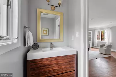 2400 S Arlington Ridge Road, Arlington, VA 22202 - Photo 25