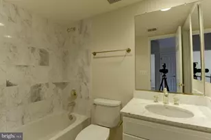 2217 N Oak Ct, Arlington, VA 22209 - Photo 25