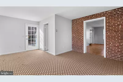 6130 11th Road N, Arlington, VA 22205 - Photo 5
