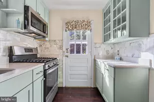 6130 11th Rd N, Arlington, VA 22205 - Photo 15