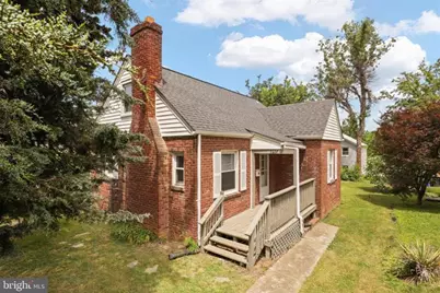 1607 13th Street S, Arlington, VA 22204 - Photo 1