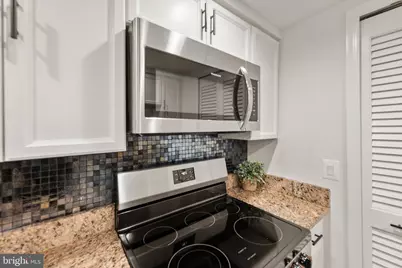2811 S Woodrow Street #B, Arlington, VA 22206 - Photo 11