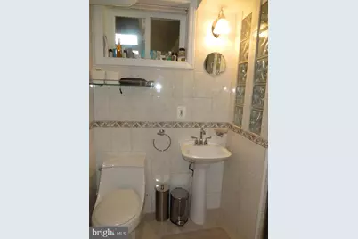 25 N Garfield Street, Arlington, VA 22201 - Photo 11
