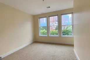 1418 N Rhodes St, Arlington, VA 22209 - Photo 9