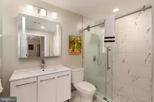 2001 15th St N, Arlington, VA 22201 - Photo 17