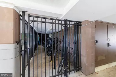 1510 12th Street N #700, Arlington, VA 22209 - Photo 11