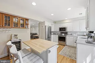 2556 S Arlington Mill Dr, Arlington, VA 22206 - Photo 13