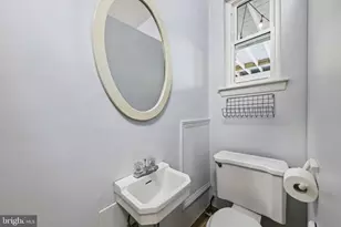 312 S Fenwick St, Arlington, VA 22204 - Photo 17