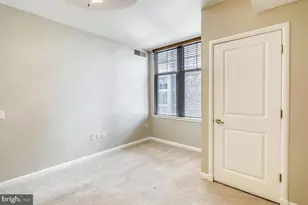 1021 N Garfield St, Arlington, VA 22201 - Photo 15