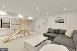 3935 6th St S, Arlington, VA 22204 - Photo 17