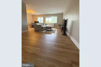 3701 5th Street S #305, Arlington, VA 22204 - Photo 3