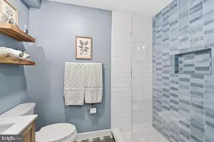 950 N Longfellow St, Arlington, VA 22205 - Photo 25
