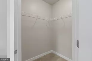 989 S Buchanan St, Arlington, VA 22204 - Photo 17