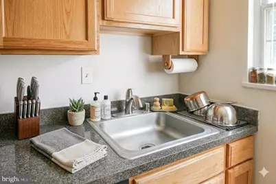 1224 Meade Street N #ES202, Arlington, VA 22209 - Photo 11
