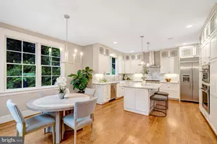 4249 25th St N, Arlington, VA 22207 - Photo 5