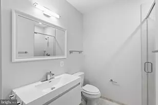989 S Buchanan St, Arlington, VA 22204 - Photo 13