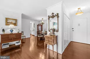 1300 Army Navy Dr, Arlington, VA 22202 - Photo 3