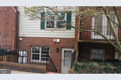1105 N Stuart Street #1, Arlington, VA 22201 - Photo 1