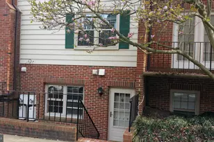 1105 N Stuart St, Arlington, VA 22201 - Photo 1