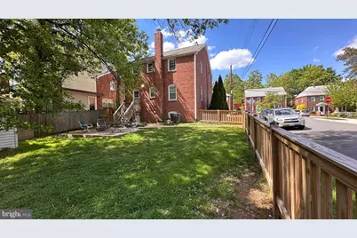 4820 9th Street N #2, Arlington, VA 22203 - Photo 3