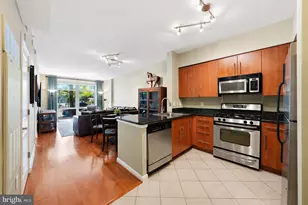 1021 N Garfield St, Arlington, VA 22201 - Photo 9