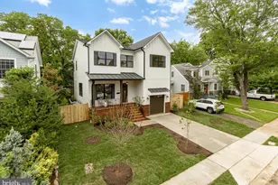 923 17th St S, Arlington, VA 22202 - Photo 3