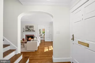 1105 N Powhatan St, Arlington, VA 22205 - Photo 5