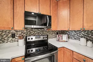 2536 S Walter Reed Dr, Arlington, VA 22206 - Photo 5