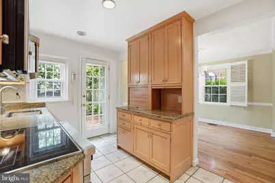 4425 36th Street S, Arlington, VA 22206 - Photo 9