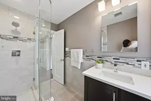 2900 13th St S, Arlington, VA 22204 - Photo 27