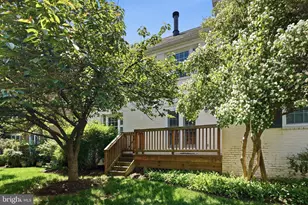 2900 13th St S, Arlington, VA 22204 - Photo 3