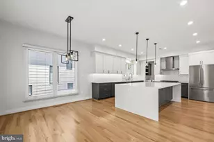 924 28th St S, Arlington, VA 22202 - Photo 13