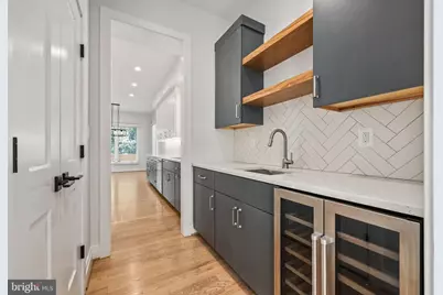 924 28th Street S, Arlington, VA 22202 - Photo 9
