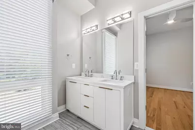 924 28th Street S, Arlington, VA 22202 - Photo 35
