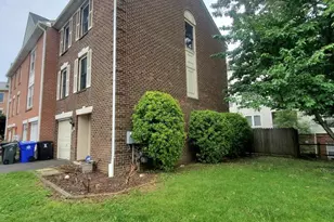 742 S Granada St, Arlington, VA 22204 - Photo 3