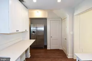 633 24th St S, Arlington, VA 22202 - Photo 35